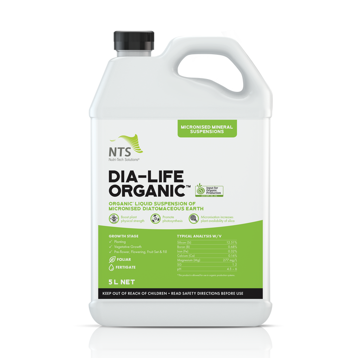 A photograph of NTS Dia-Life Organic MMS micronised mineral suspension fertiliser in a 5 L container on transparent background